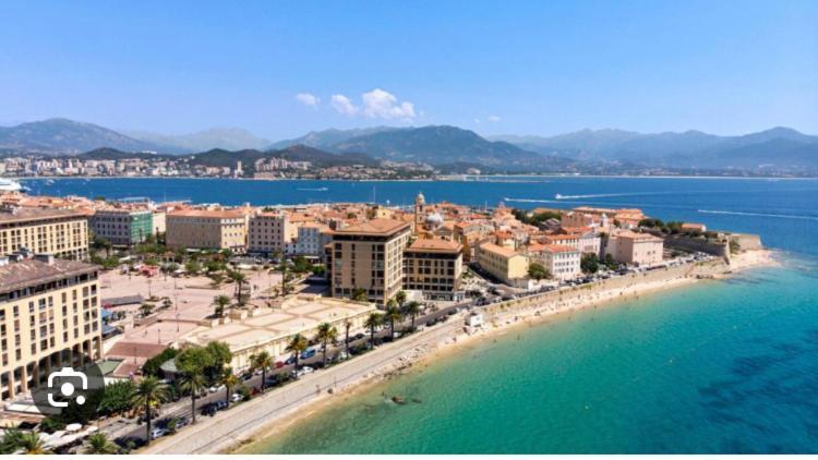 Spacieux Confort Cite Imperiale Appartement Ajaccio (Corsica)